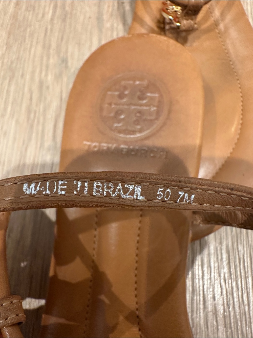 Tory Burch Emmy Thing Sandals in Tan Leather - Picture 9 of 13